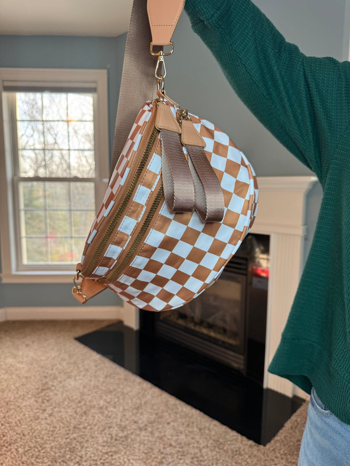 Roni Crossbody