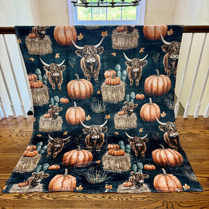 Blanket Halloween #10 - Fall Highland Cow